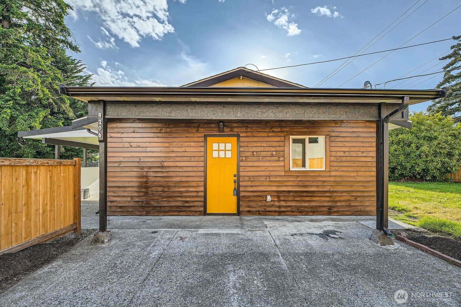 9206  33rd Avenue Ct S  Lakewood WA 98499 photo