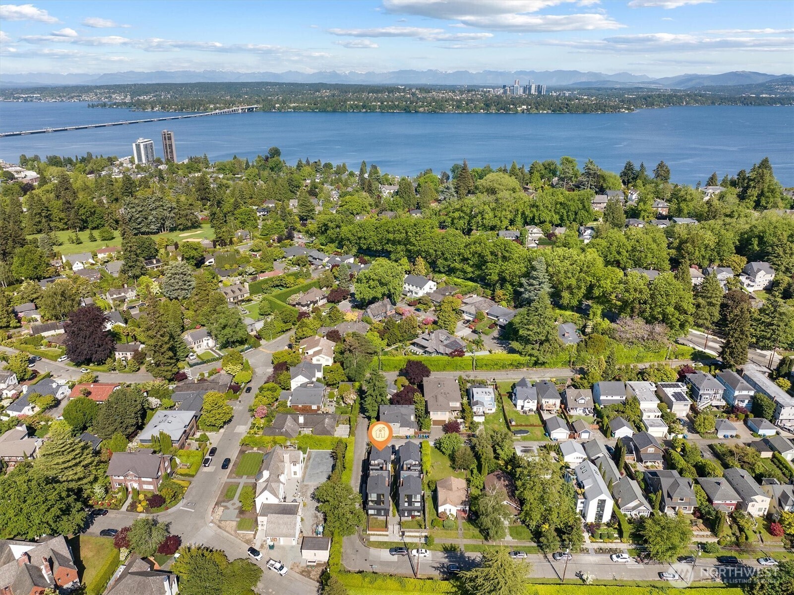 Property Photo: 1134 32nd Avenue E B WA 98112