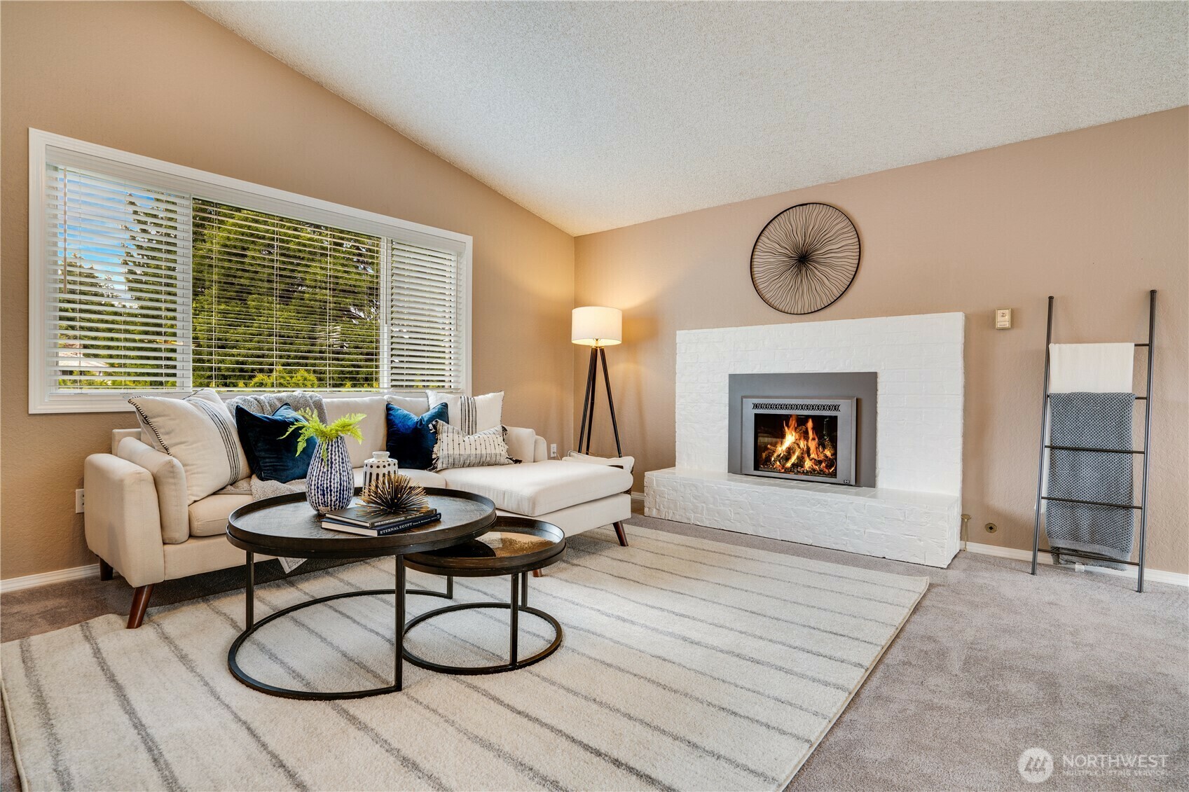 Property Photo: 33242 37th Avenue SW WA 98023