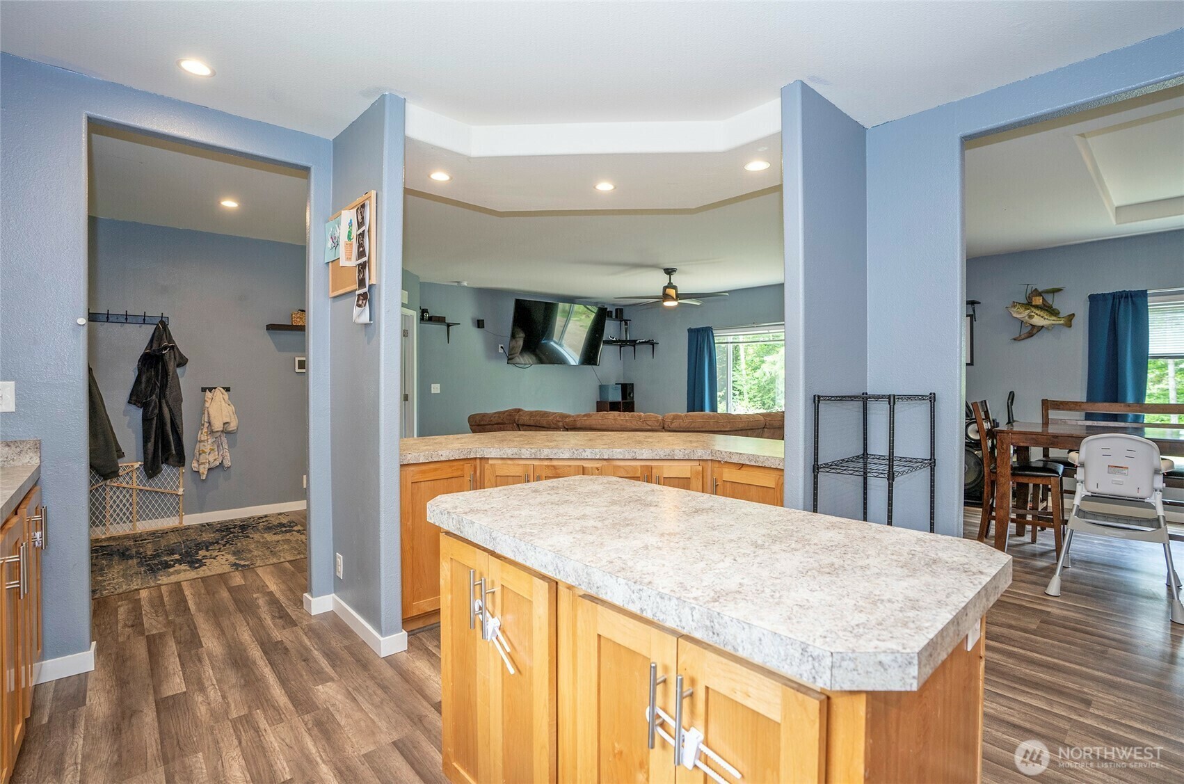 Property Photo: 1332 SE Fireweed Road WA 98584