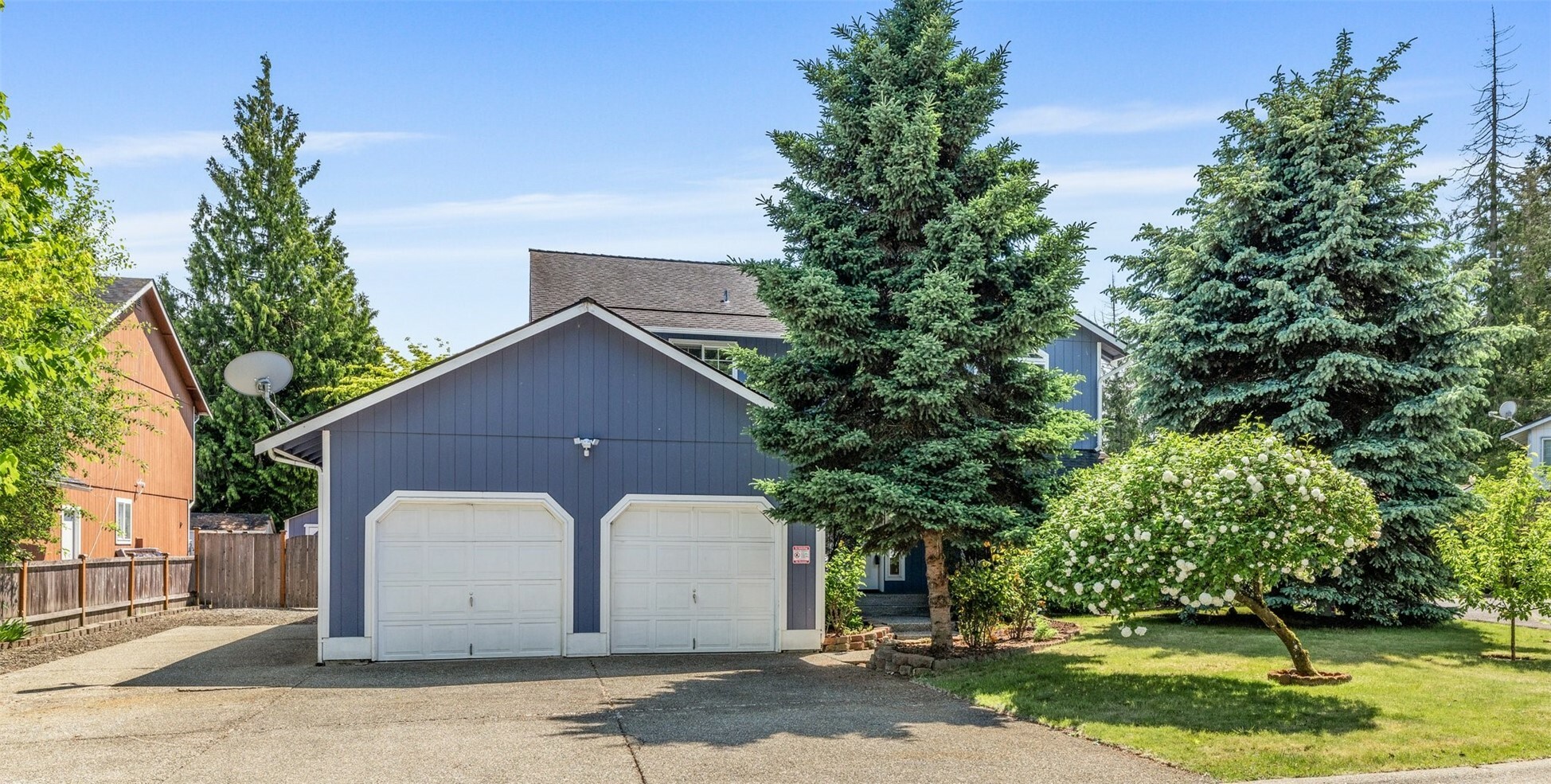 Property Photo: 3325 S 300th Place WA 98001