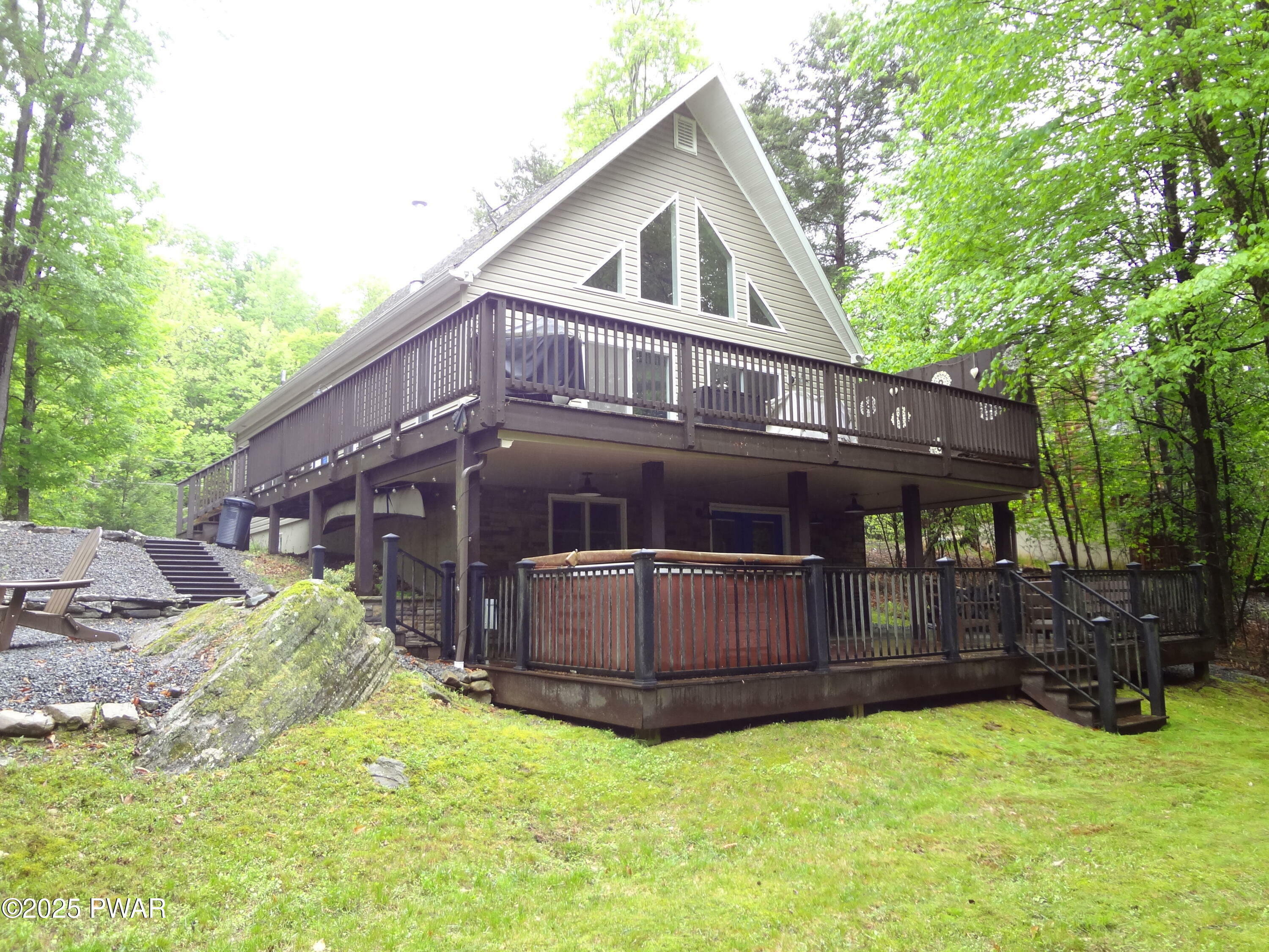 331 Wallenpaupack Drive  Greentown PA 18426 photo