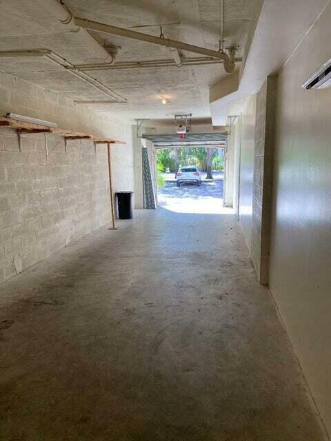 Property Photo: 607 Belmont Place FL 33436