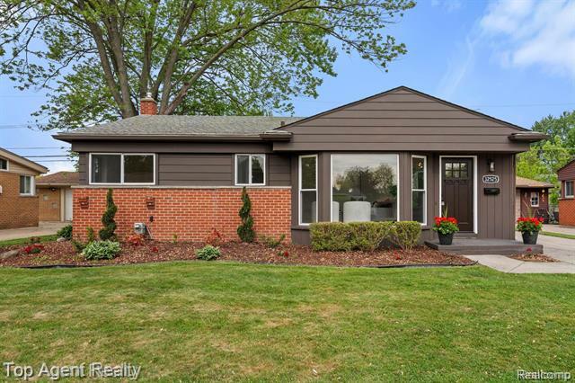 32525 Holden Drive  Warren MI 48092 photo