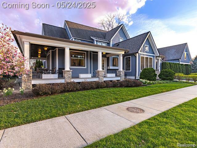 Property Photo: 483 Grace Street MI 48167