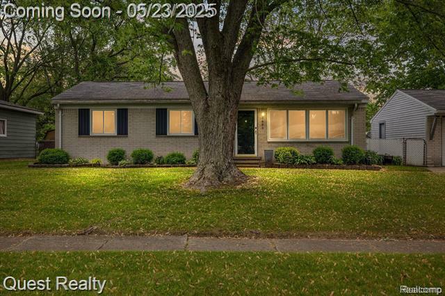 3680 Shoals Street  Waterford Twp MI 48329 photo
