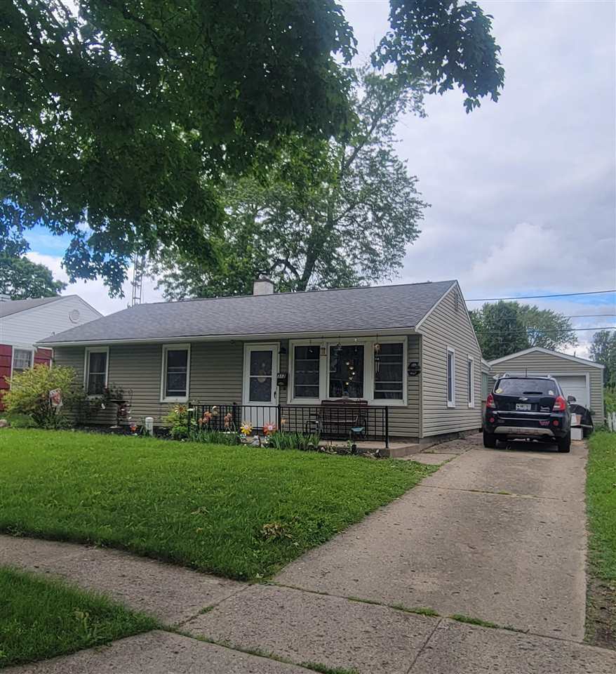 Property Photo: 312 Grace Drive IN 47374