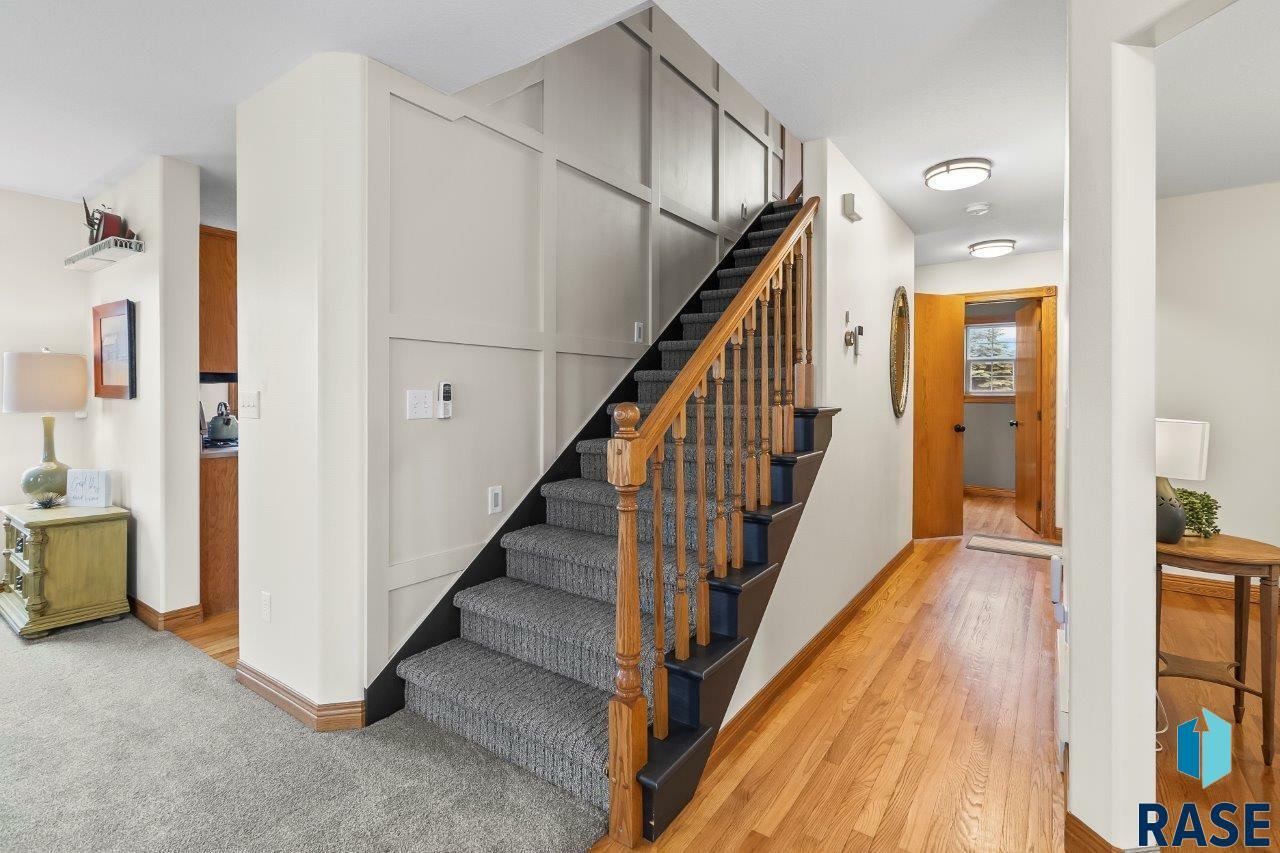 Property Photo: 27055 Saddlerock Pl SD 57032