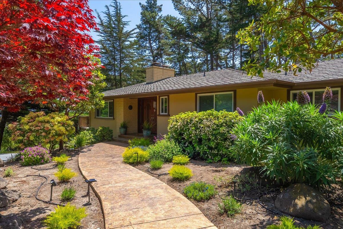 Property Photo: 1 Windsor Rise CA 93940