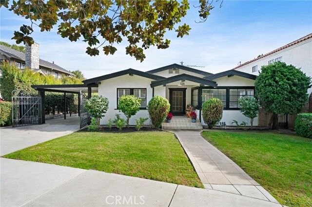 Property Photo:  538 Palisades Avenue  CA 90402 