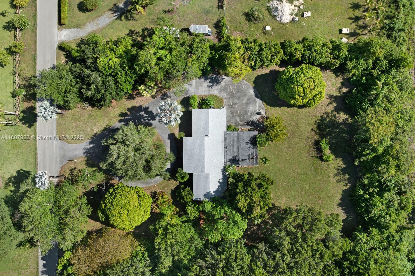 Property Photo: 29801 SW 184th Ct FL 33030