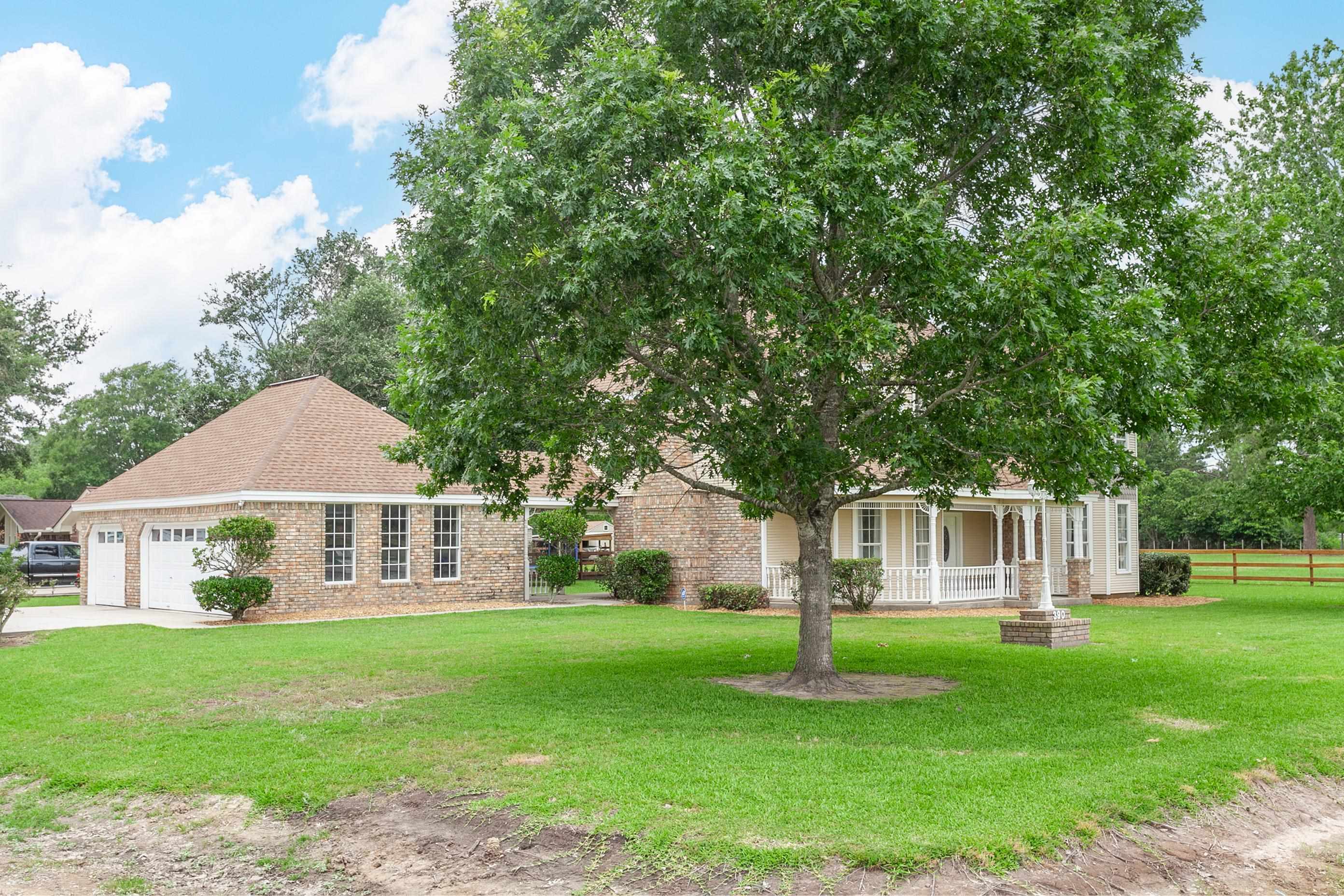 Property Photo: 390 Henry TX 77611-390