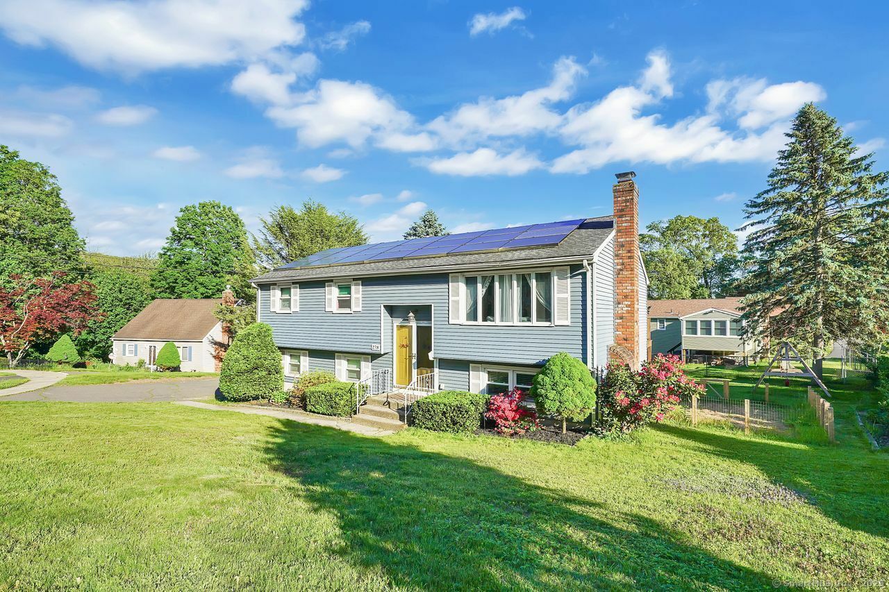 Property Photo: 278 High Street CT 06010