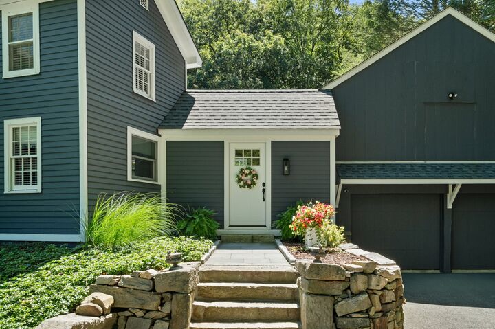 94 Glen Road  Newtown CT 06482 photo