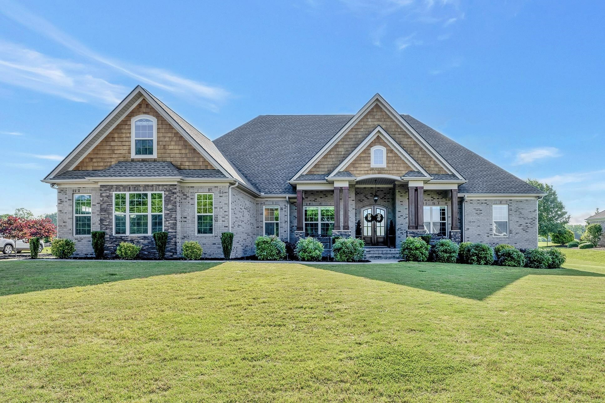 Property Photo:  115 Gleneagles Road  SC 29322 