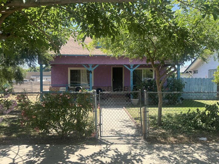 Property Photo: 143 N Harvard Avenue CA 93247