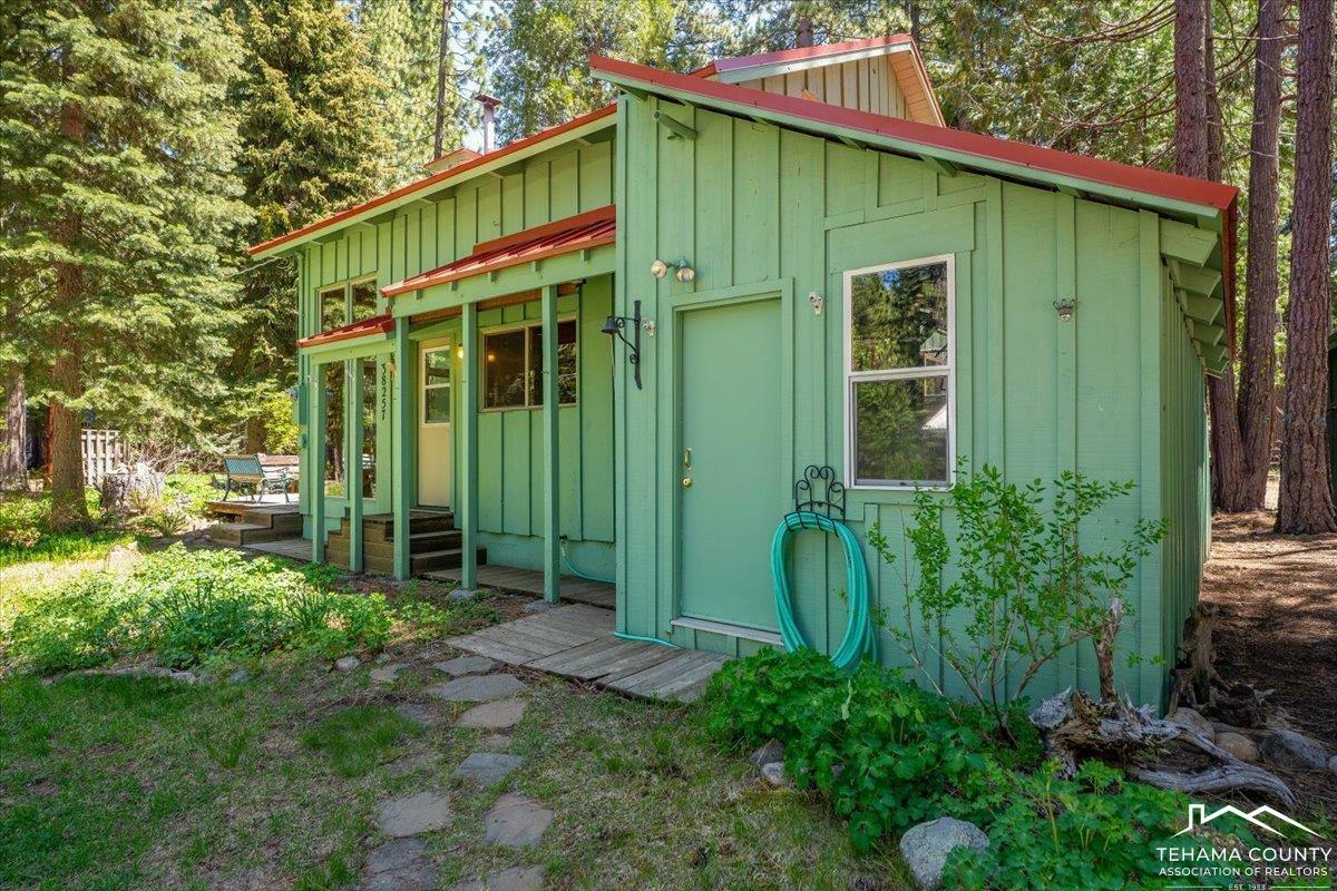 38257 Battle Creek Avenue  Mineral CA 96063 photo