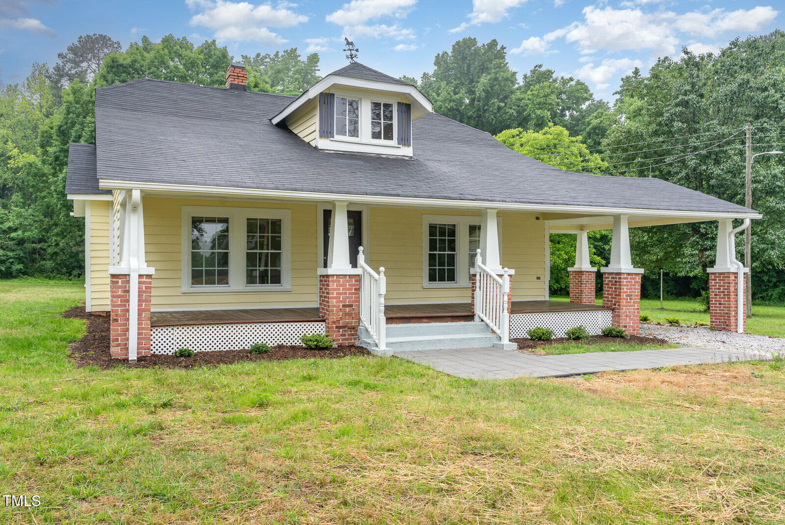Property Photo: 1398 Tarboro Road NC 27596