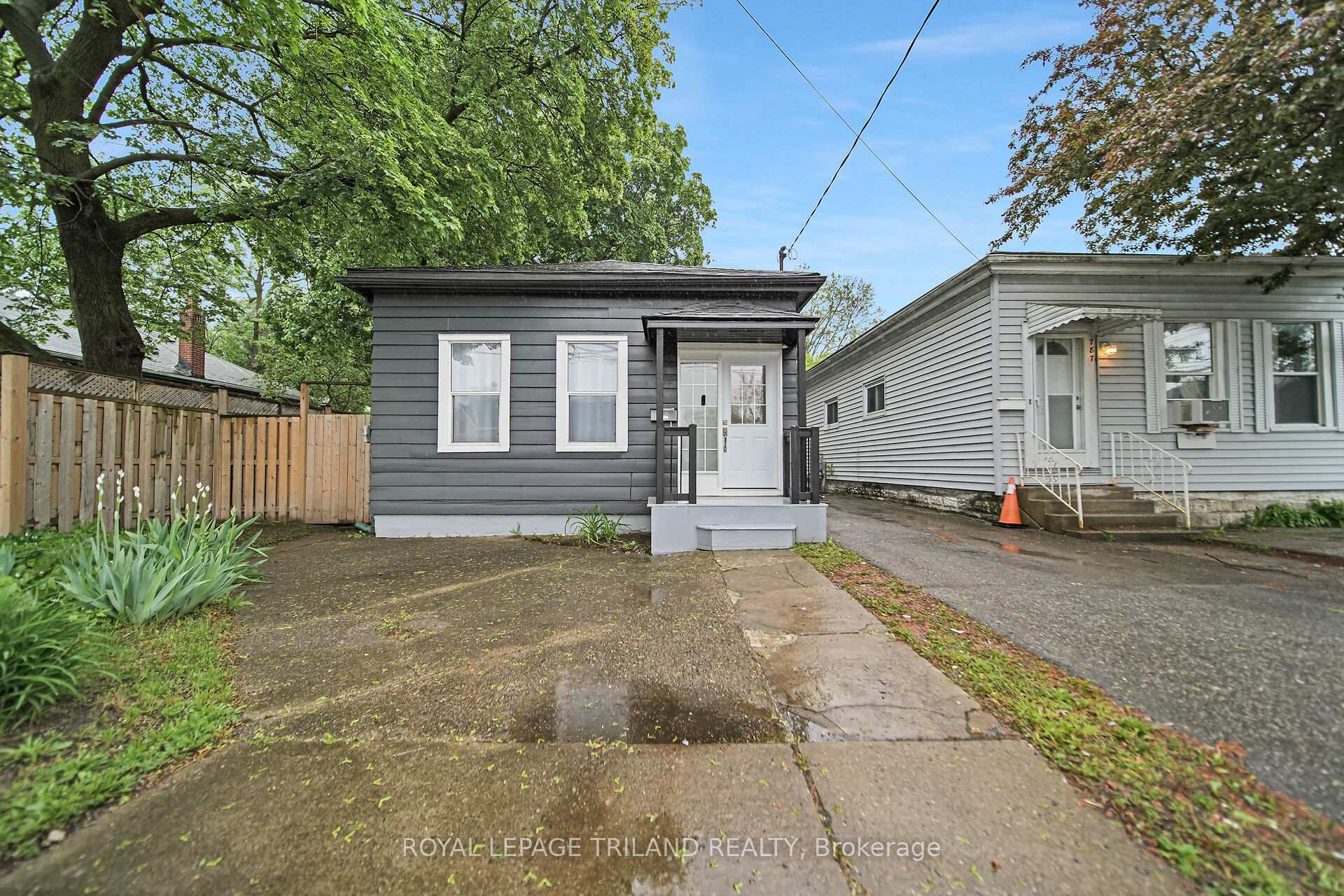 Property Photo: 789 Little Hill Street ON N5Z 1N1