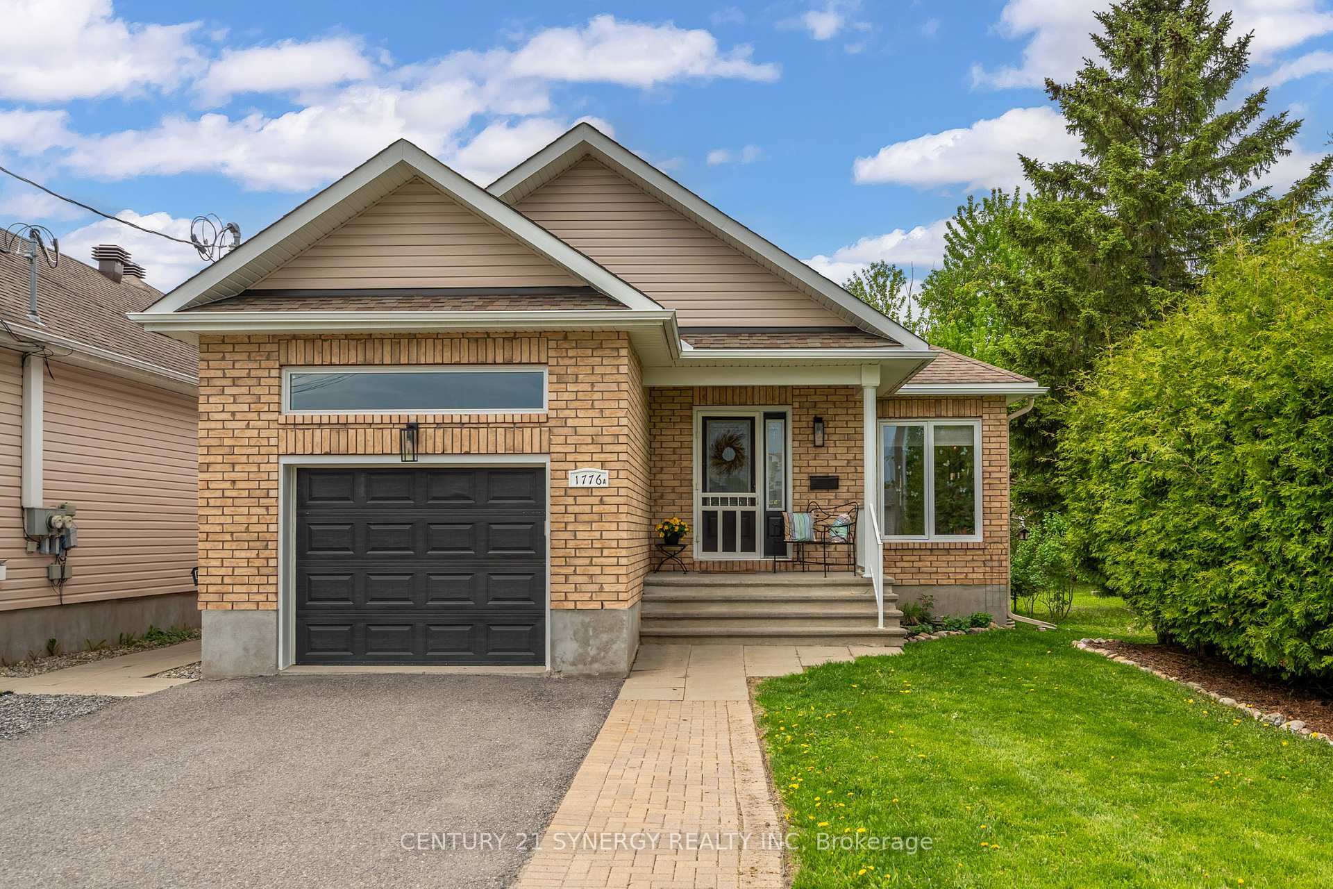 Property Photo: 1776 Belcourt Boulevard ON K1C 1M5