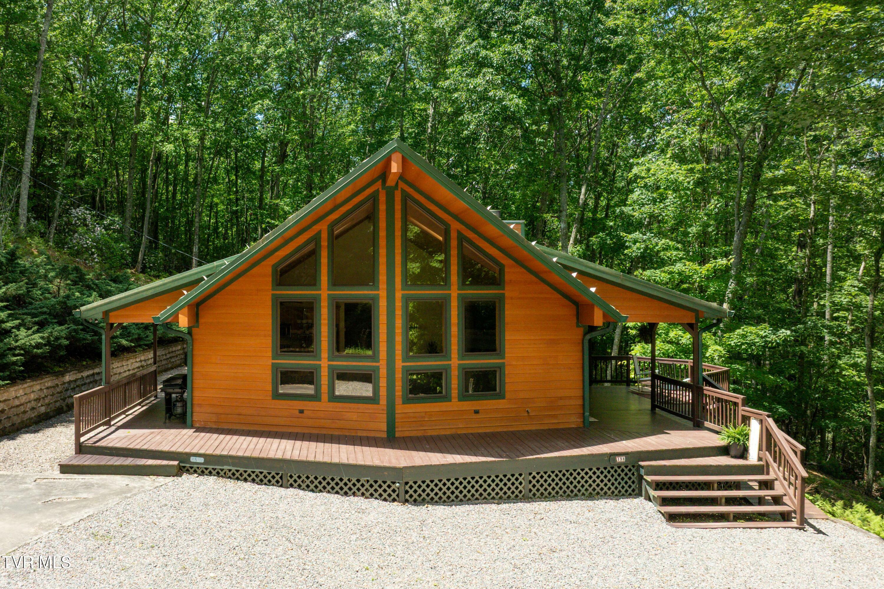 Property Photo: 198 Gunbarrel Lane TN 37640
