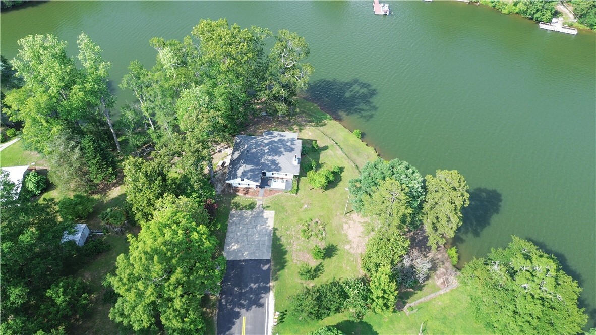 Property Photo: 504 Suttles Landing Road SC 29655