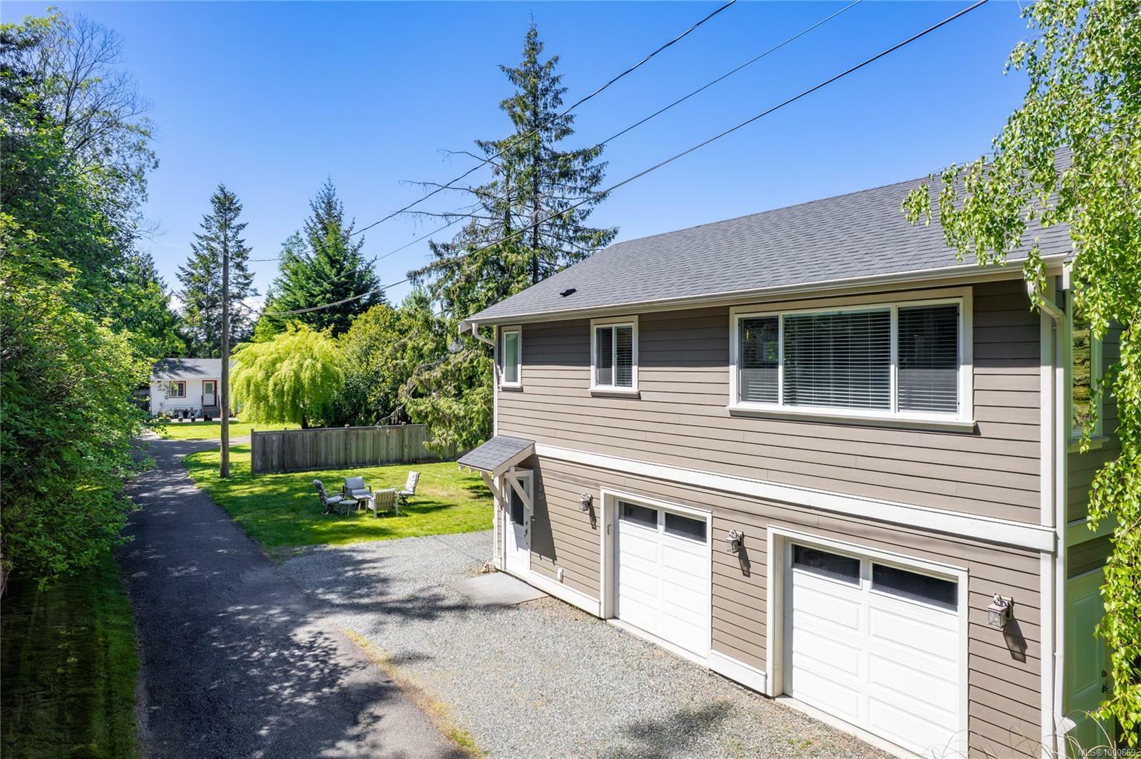 Property Photo: 675 Pym St N BC V9P 1A9