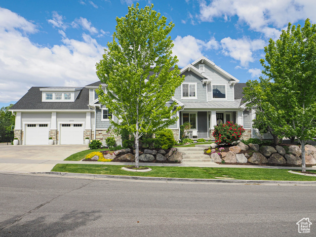 Property Photo: 13772 S Kennington Ct E UT 84020