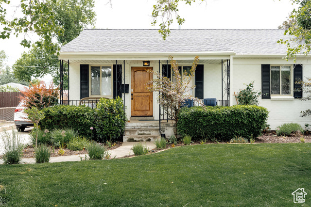 Property Photo: 1584 E 3045 S UT 84106