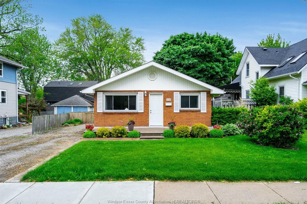 236 Lansdowne Avenue  Kingsville ON N9Y 1S8 photo