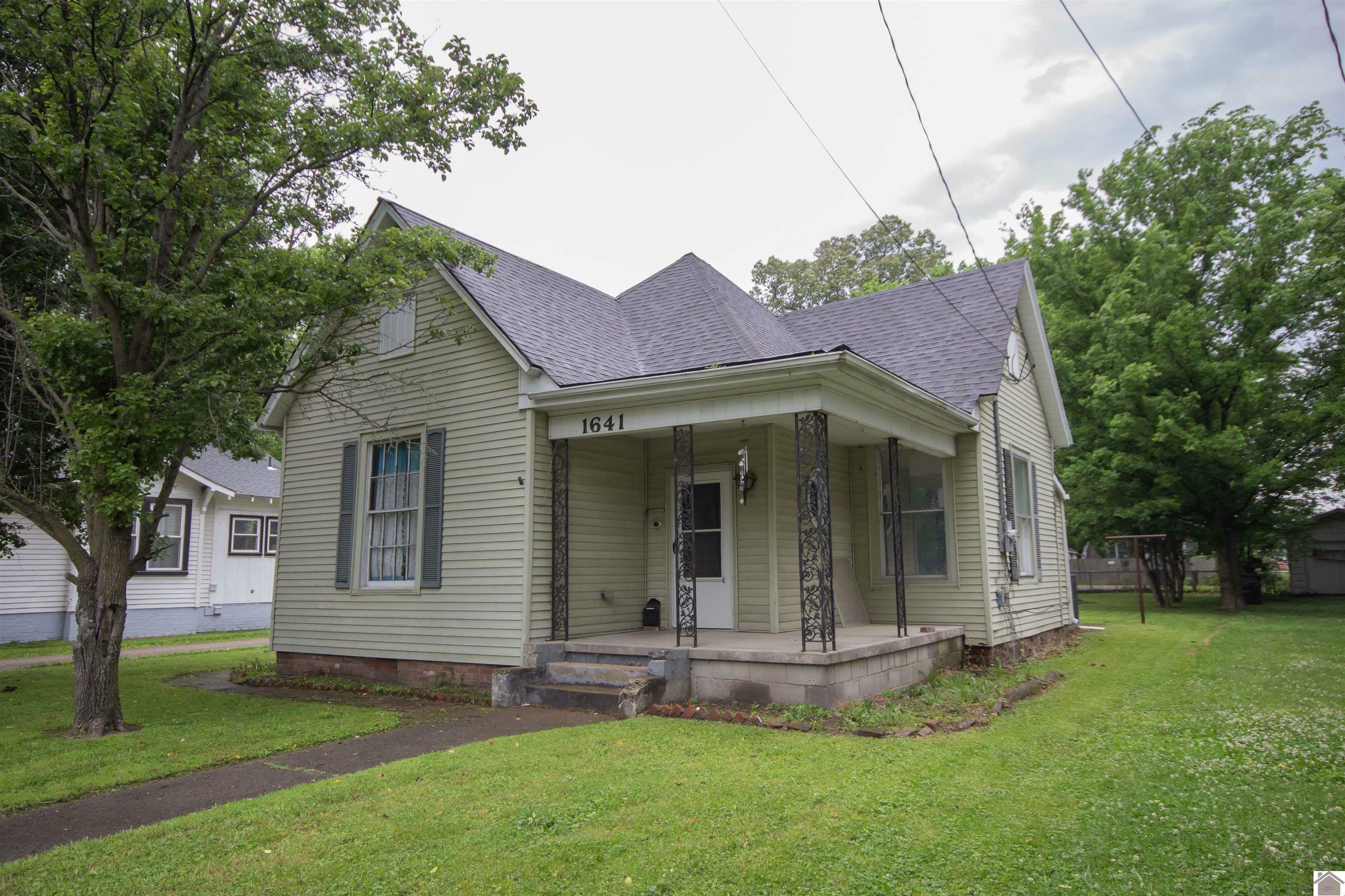 Property Photo: 1641 Harrison KY 42001