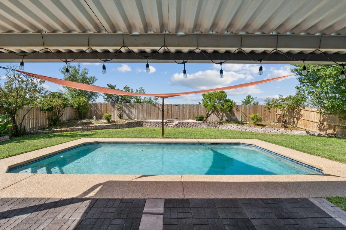 Property Photo:  315 Barber Drive  TX 76522 