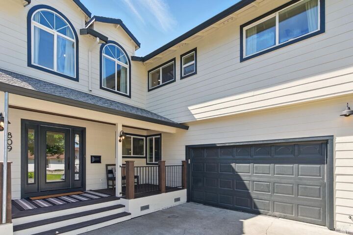 Property Photo:  809 Paula Lane  CA 94952 