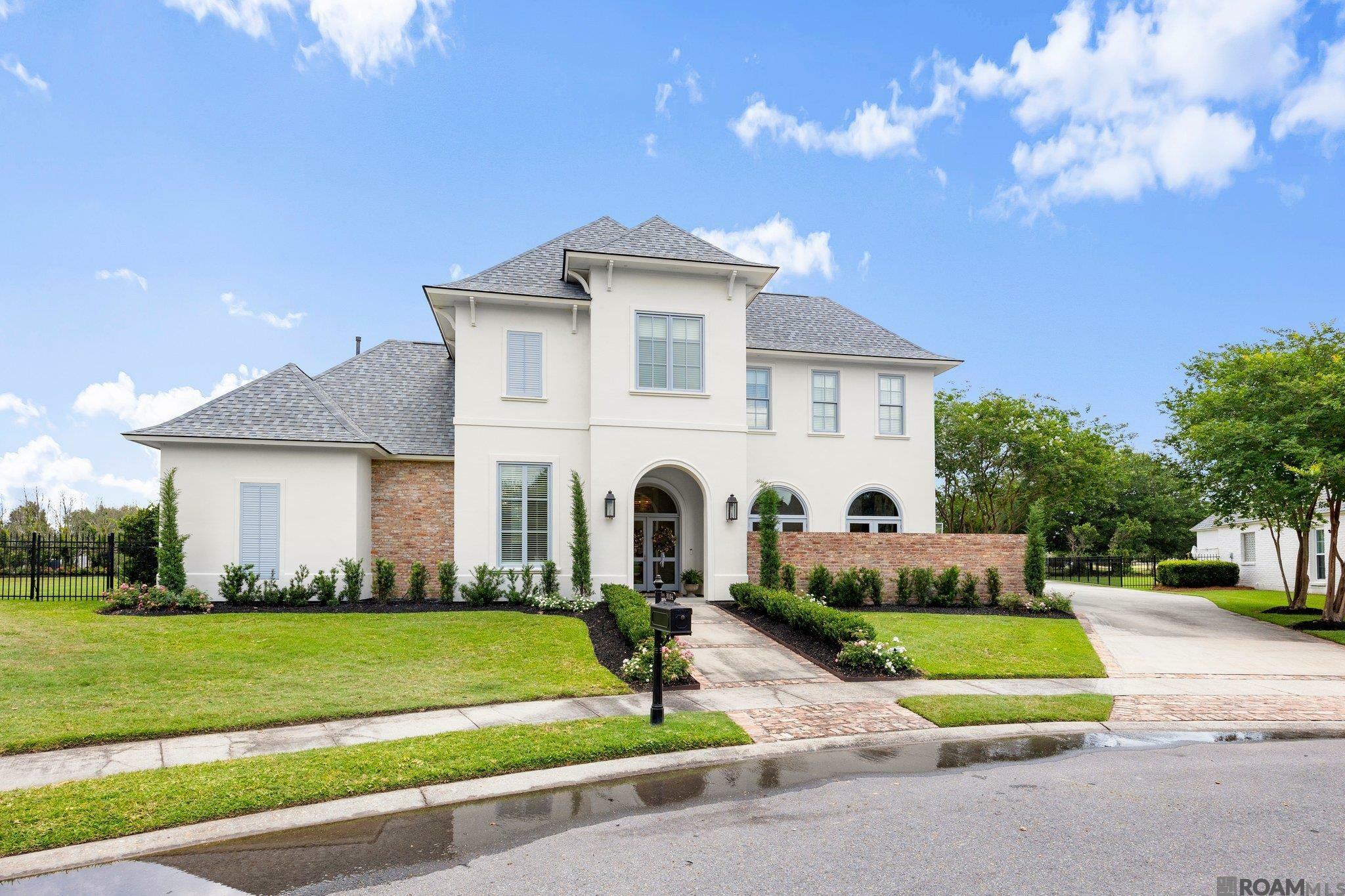 Property Photo:  3104 Coates Crossing  LA 70810 