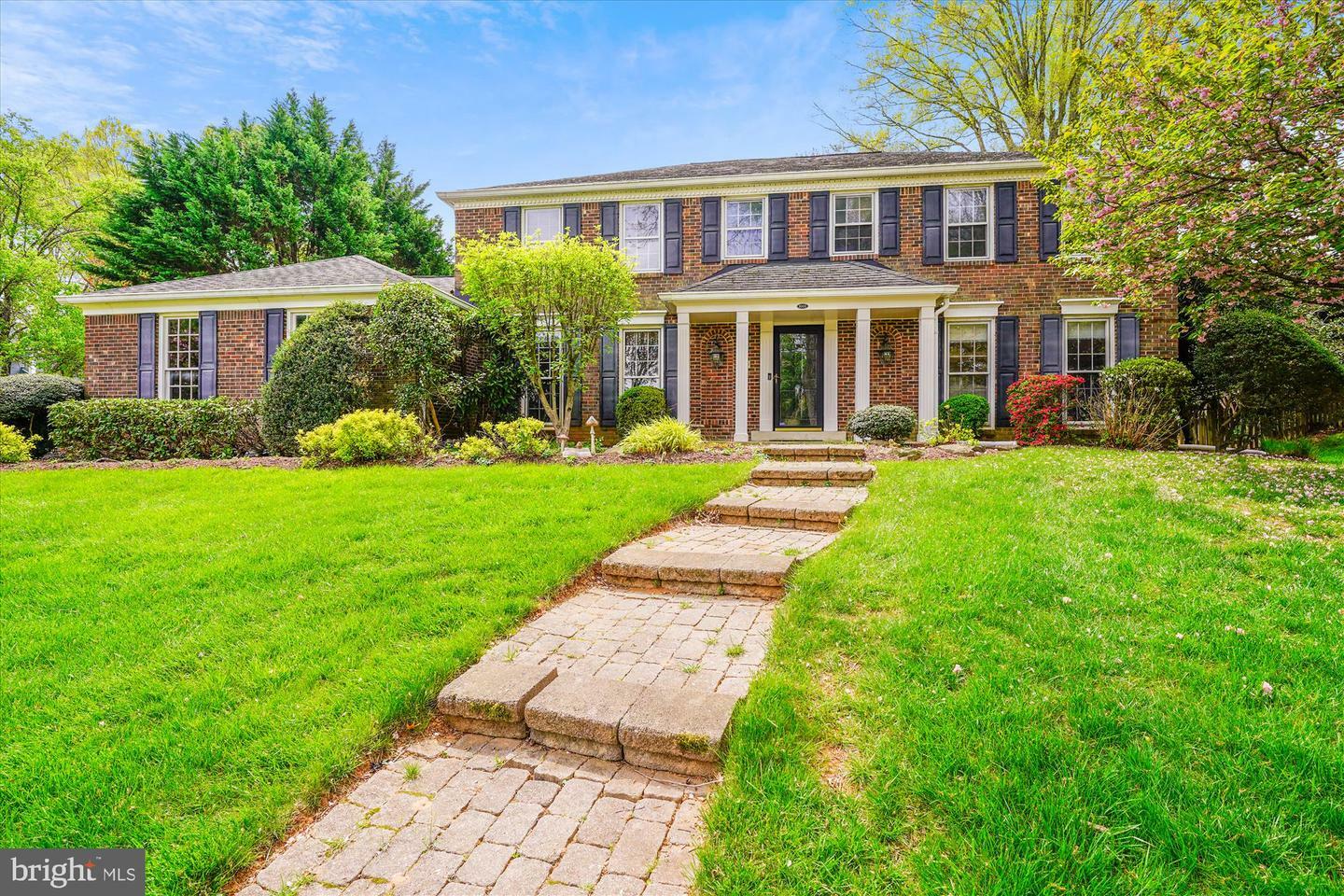 9000 Hunting Horn Lane  Potomac MD 20854 photo