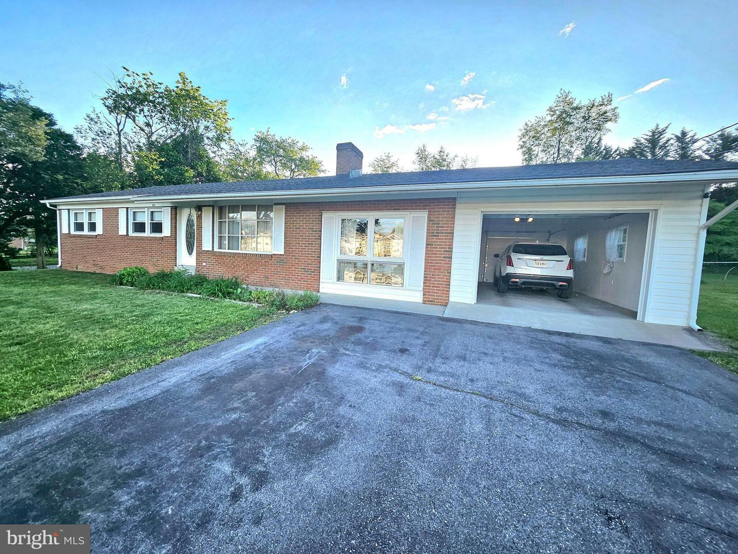 Property Photo: 671 Fox Drive VA 22603