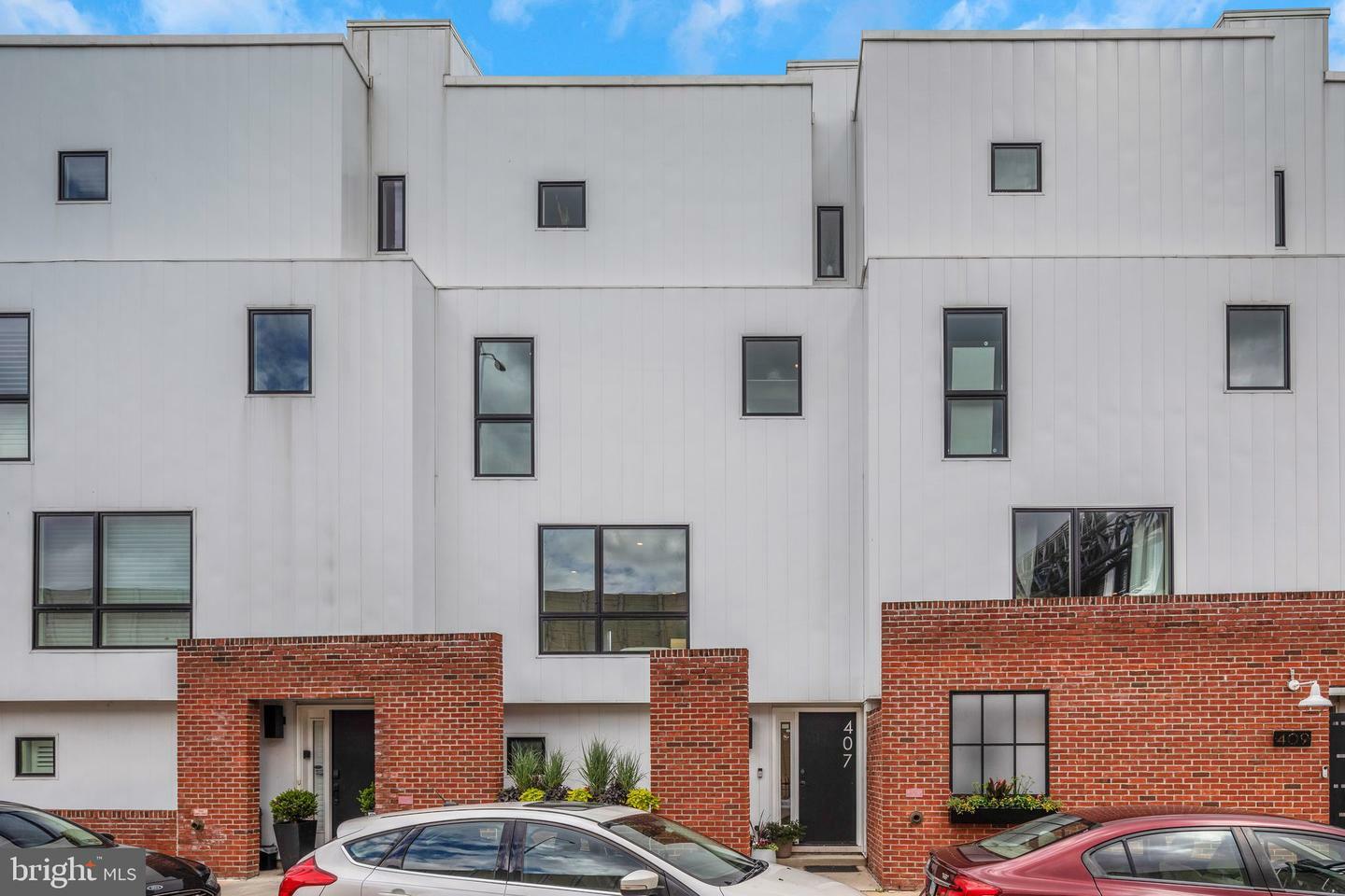 Property Photo:  407 Salmon Street  PA 19125 