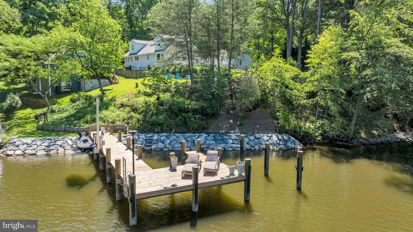 Property Photo: 8014 Forest Glen Drive MD 21122