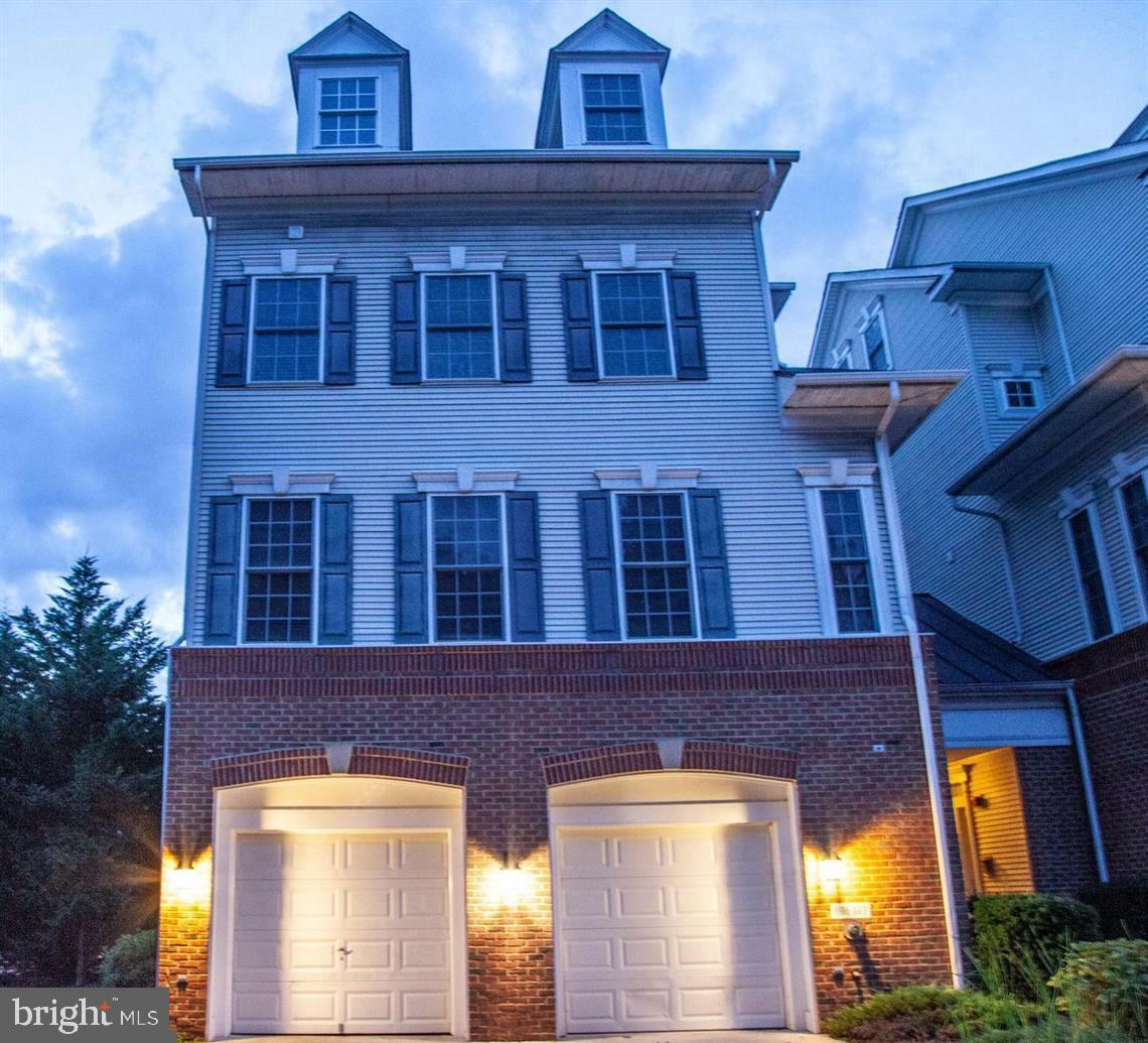 Property Photo: 8986 Harrover Place 86B VA 22079