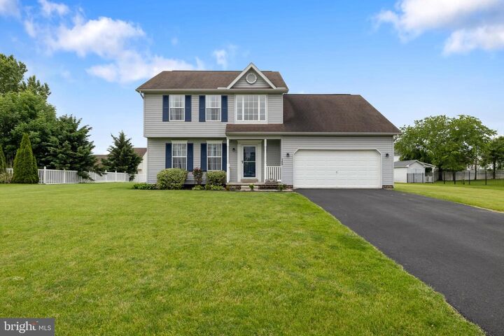 140 N Allwood Drive  Hanover PA 17331 photo