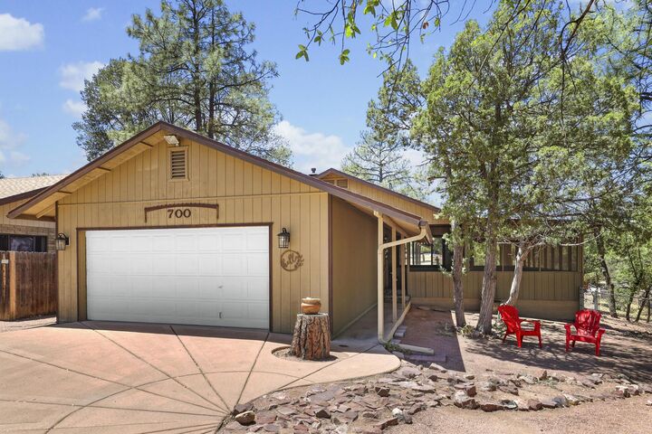 Property Photo:  700 S Mud Springs Road  AZ 85541 