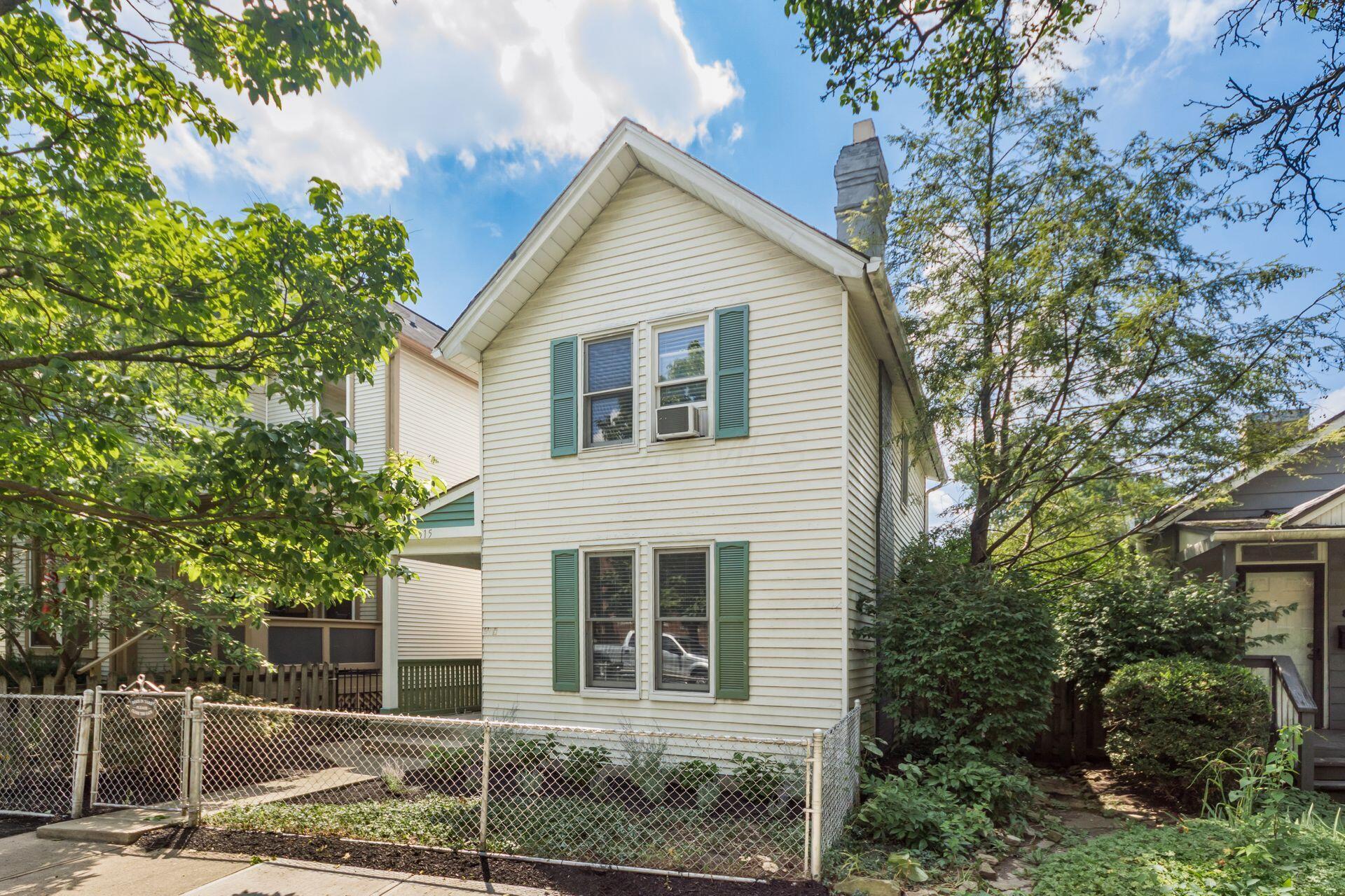 Property Photo: 815 Hamlet Street OH 43215