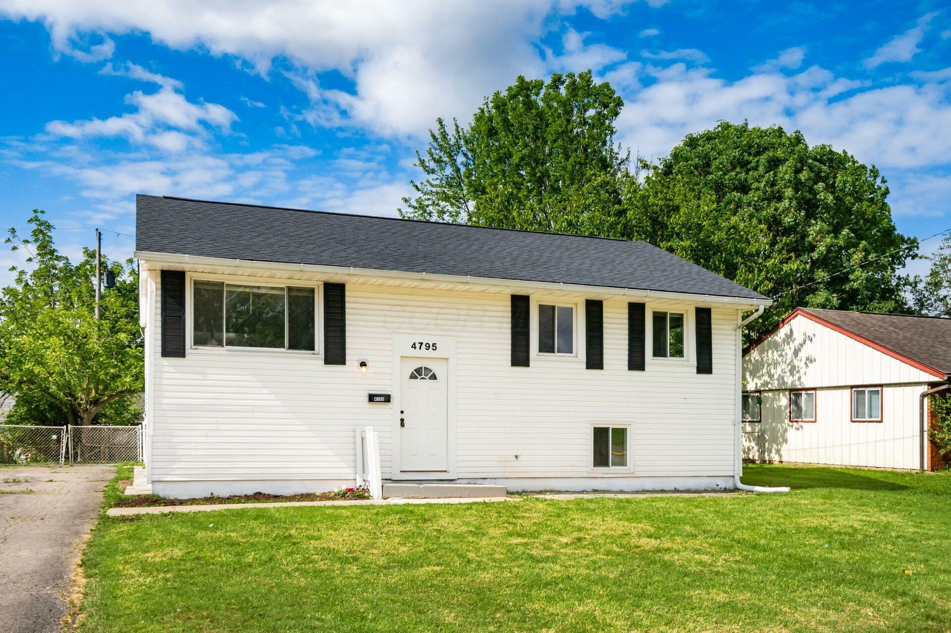 Property Photo: 4795 Hafey Avenue OH 43228