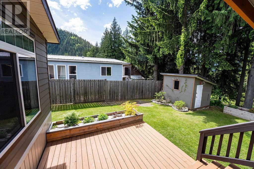 Property Photo: 7 Johnson Way BC V0E 2S1