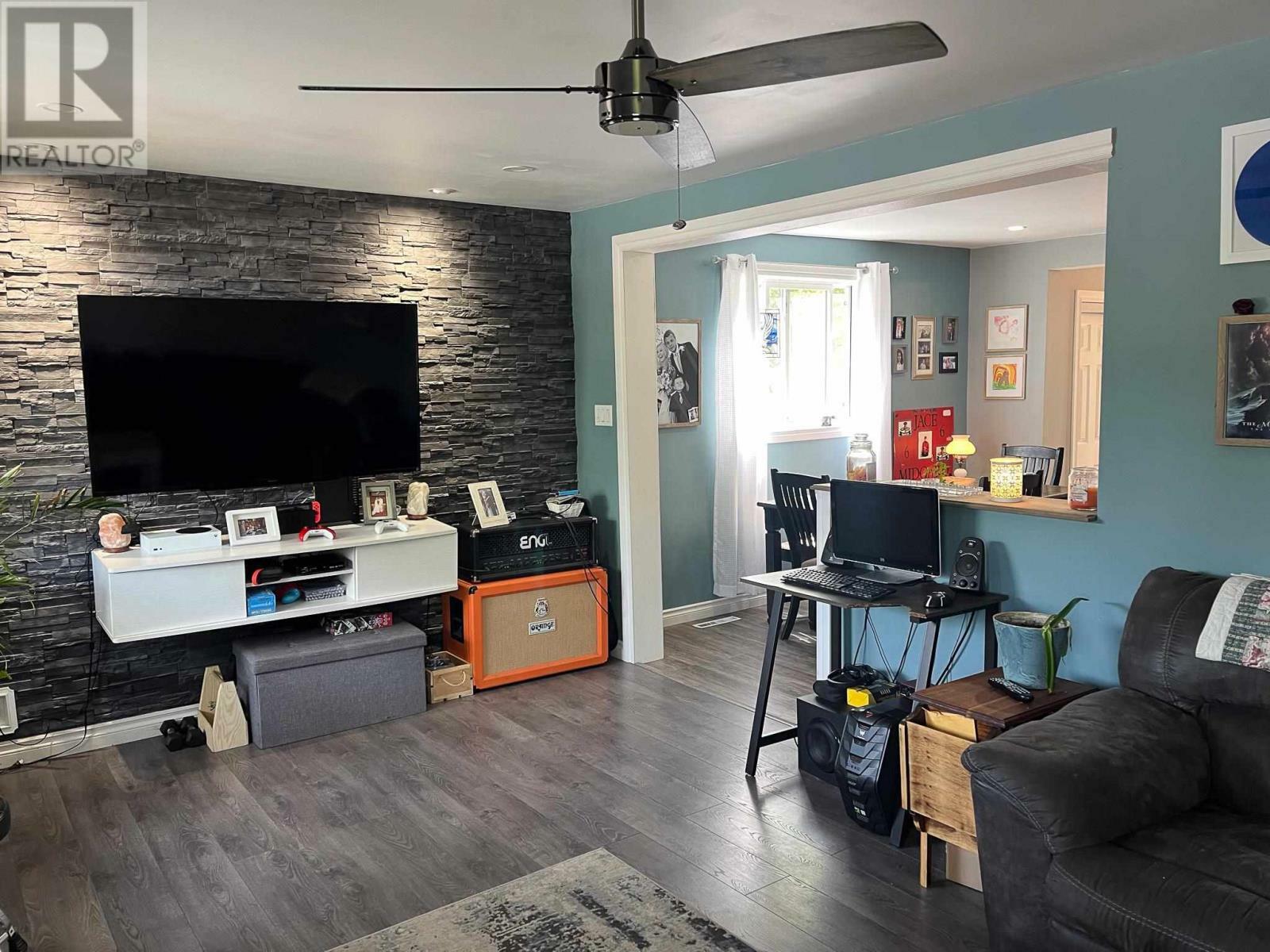 Property Photo: 612 Sixth Avenue S ON P9N 2C6