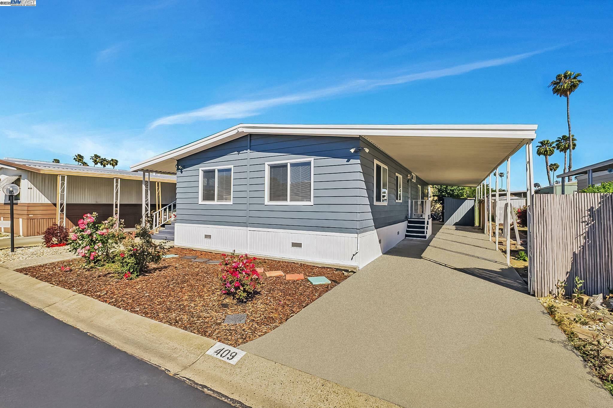 Property Photo: 409 Fiji Circle CA 94587