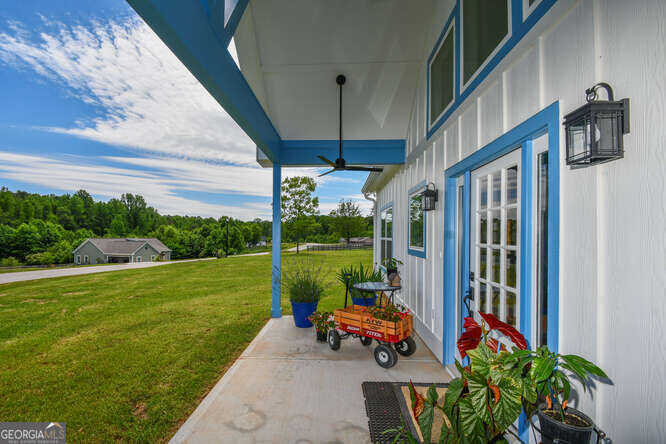 Property Photo:  132 Fairview Meadows Drive  GA 30535 