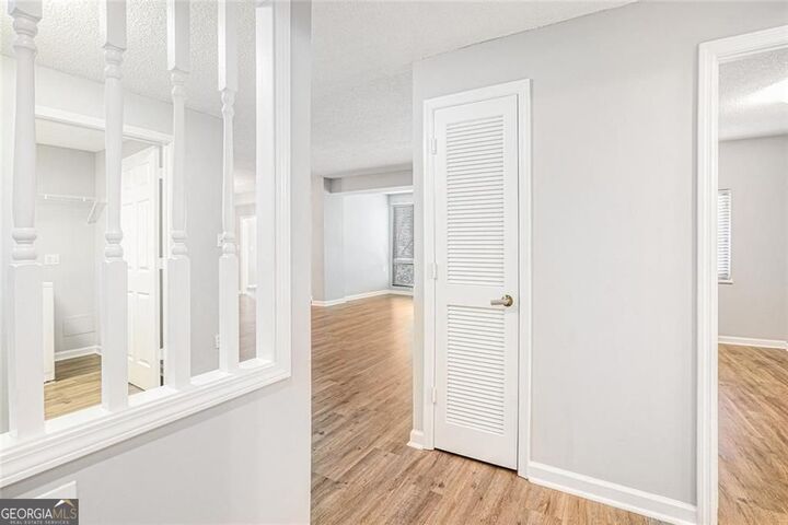 Property Photo: 1800 Clairmont Lake 412 GA 30033