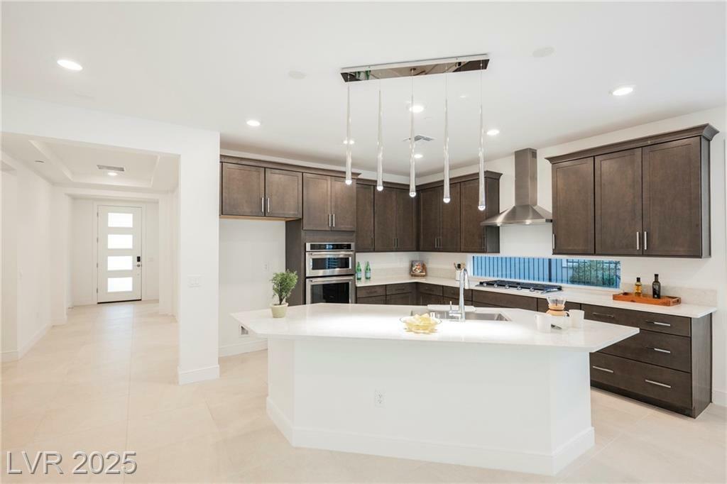 Property Photo: 19 Desert Ivy Lane NV 89011