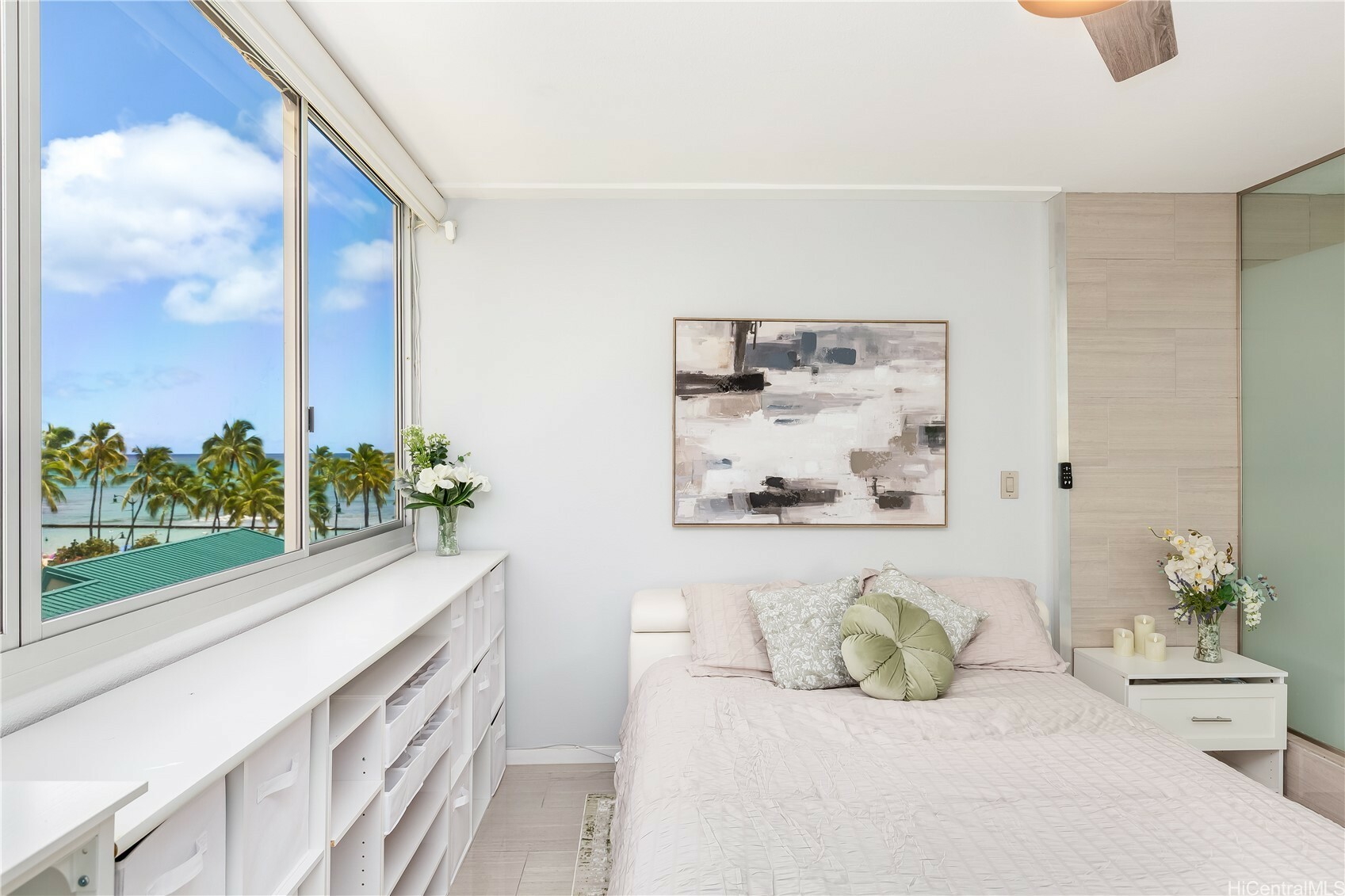 Property Photo: 2500 Kalakaua Avenue 504 HI 96815